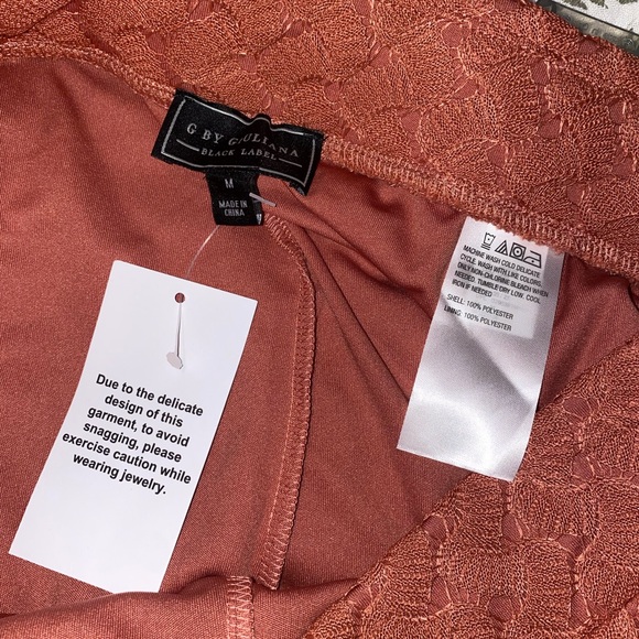 G by Giuliana Textured Two Piece Set in Rust - Picture 11 of 11